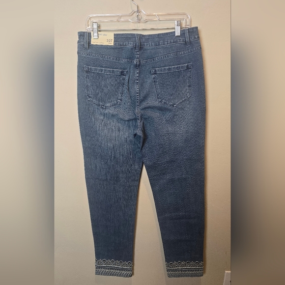 Soft Surroundings Straight Leg Blue Ankle Jeans with Lace Trim 10T NWT - Picture 2 of 5